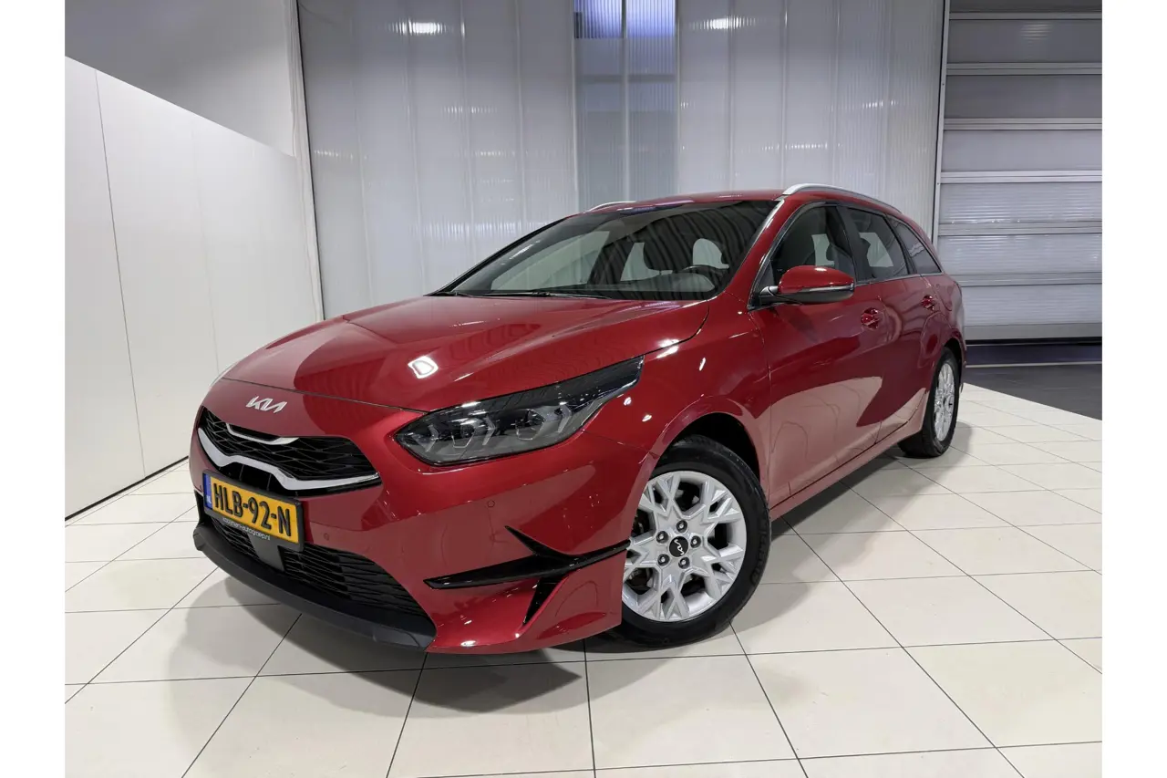 Kia Ceed Sportswagon 1.5 T-Gdi Dynamicline 2025, foto 1