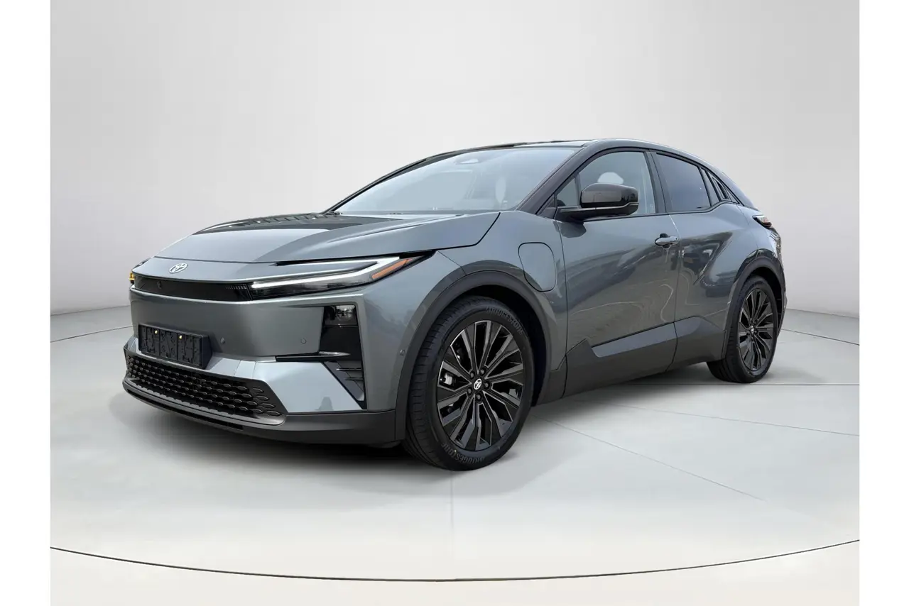 Toyota C-HR Executive AWD 77 kWh 2026, foto 1