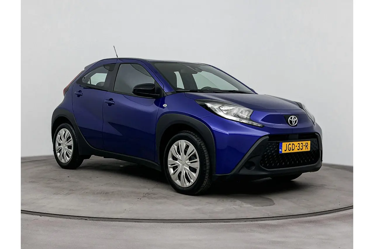 Toyota Aygo X 1.0 VVT-i Mt Play 2025, foto 1