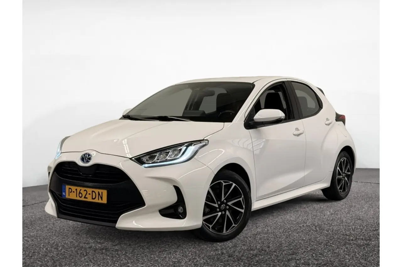 Toyota Yaris 1.5 Hyb. Dynamic 2022, foto 1