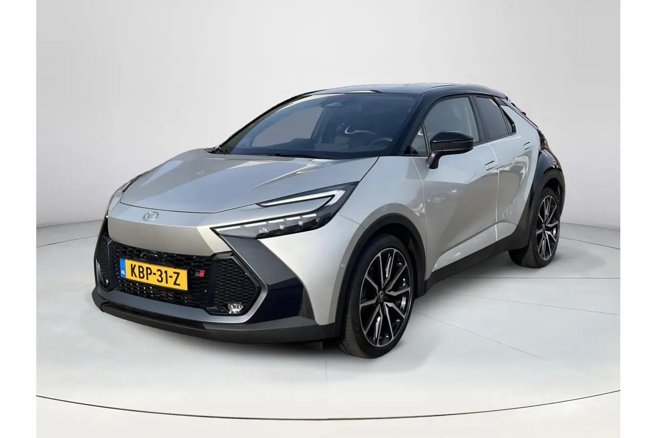 Toyota C-HR 2.0 Plug-In Hybrid 220 Gr Sport Première Edition 2024, foto 1