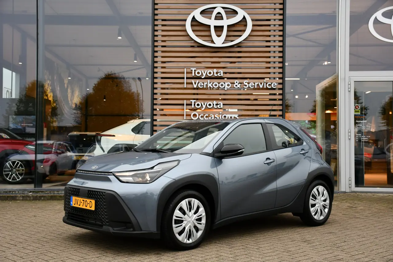 Toyota Aygo X Hybrid 115 play Automaat 116pk 2026, photo 1