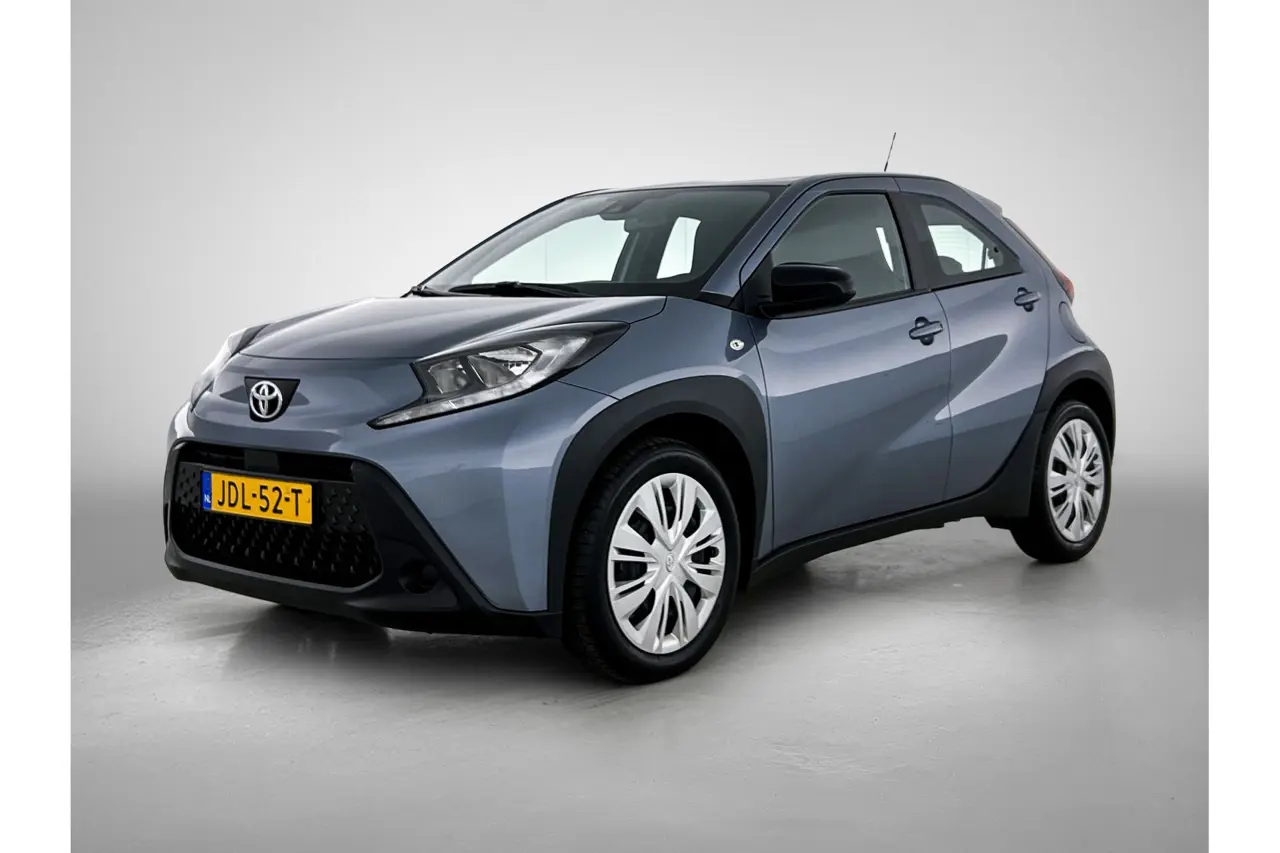 Toyota Aygo X 1.0 VVT-i Mt Play 2025, foto 1