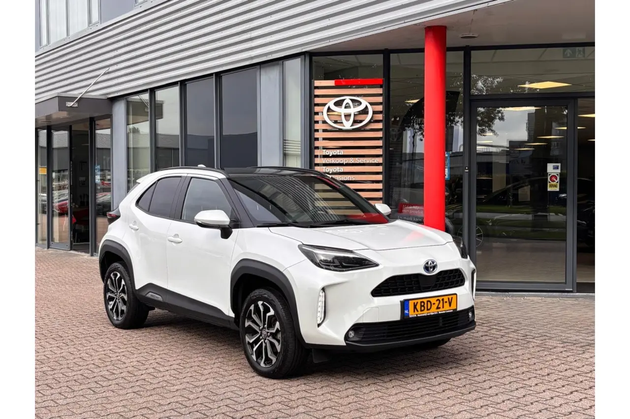 Toyota Yaris Cross 1.5 Hybrid Bns Plus AWD 2023, foto 1