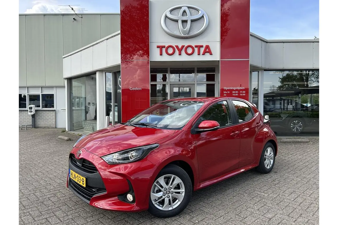 Toyota Yaris 1.5 Hybrid 115 Active 2025, foto 1