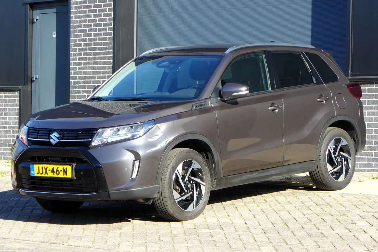 Suzuki Vitara 1.4 Boosterjet Smart Hybrid Style 2025, foto 1