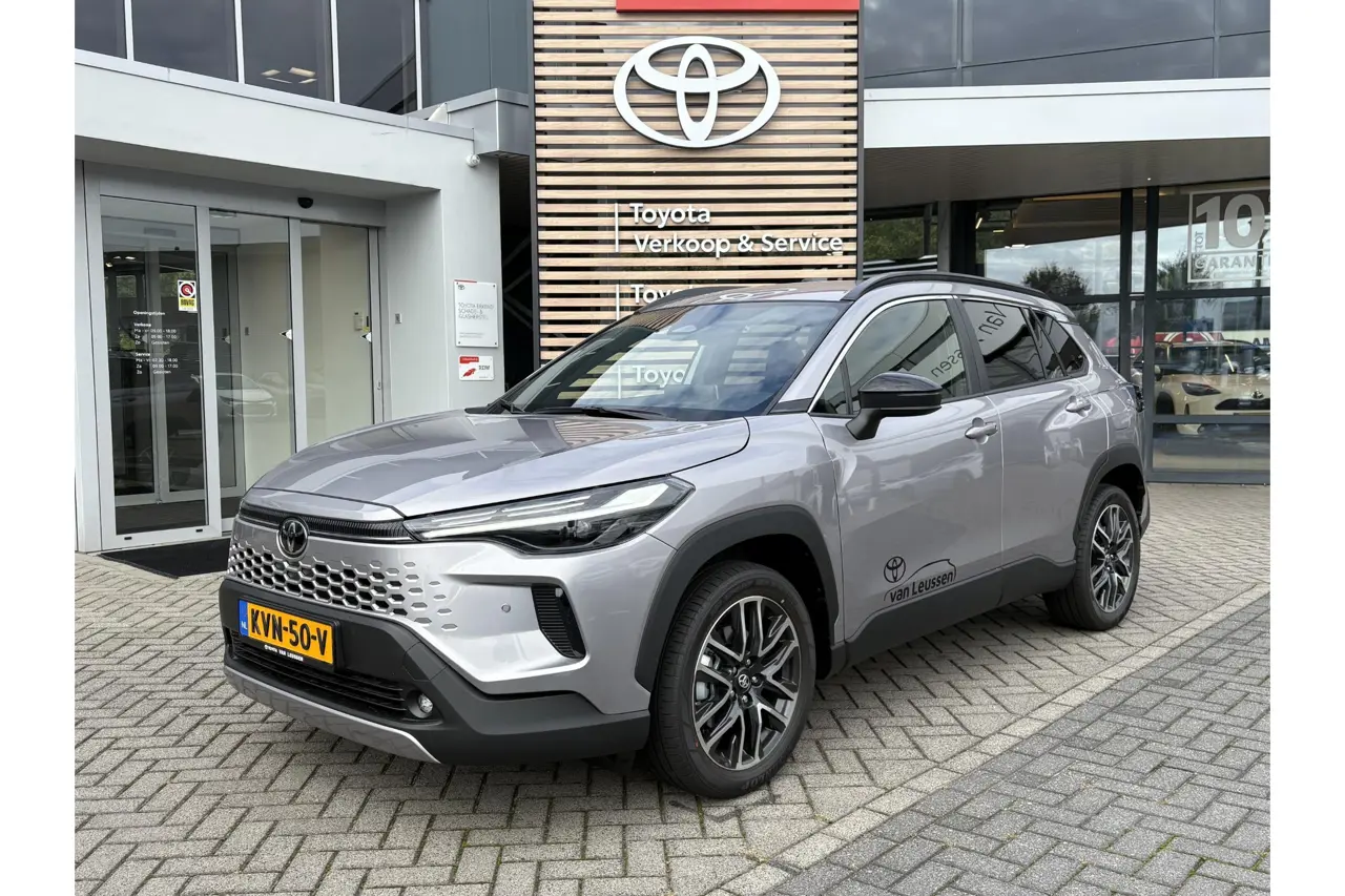 Toyota Corolla Cross Hybrid 140 Dynamic 2026, foto 1