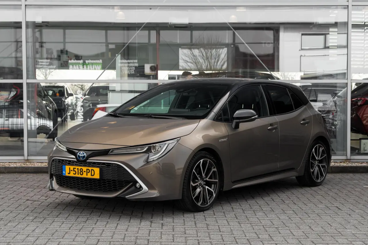 Toyota Corolla 2.0 Hybrid Executive 2019, foto 1