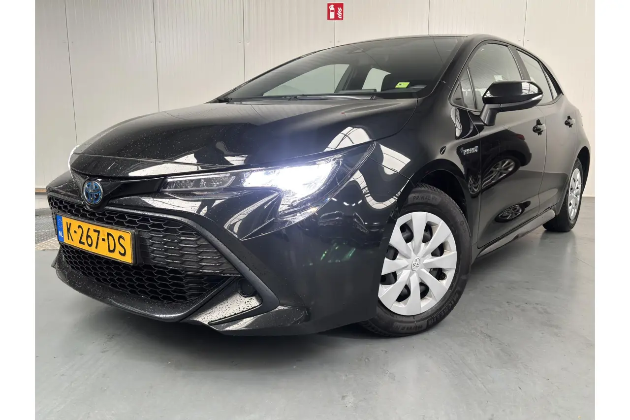 Toyota Corolla 1.8 Hybrid Comfort 2021, foto 1
