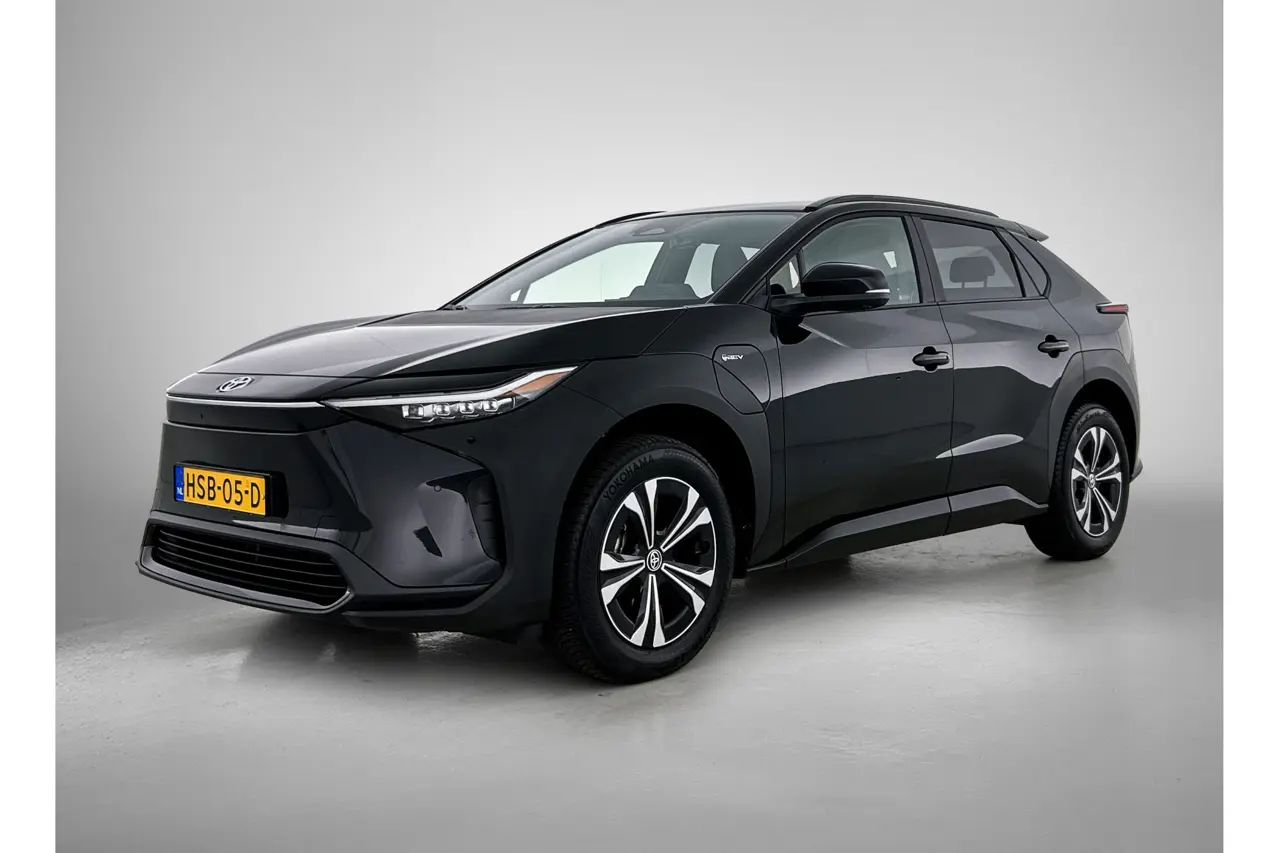 Toyota bZ4X Dynamic 71 kWh 204 pk Automaat 2025, foto 1