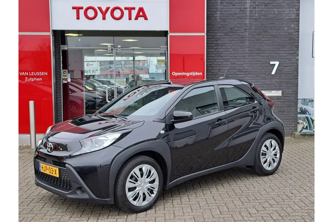Toyota Aygo X Play 2025, foto 1