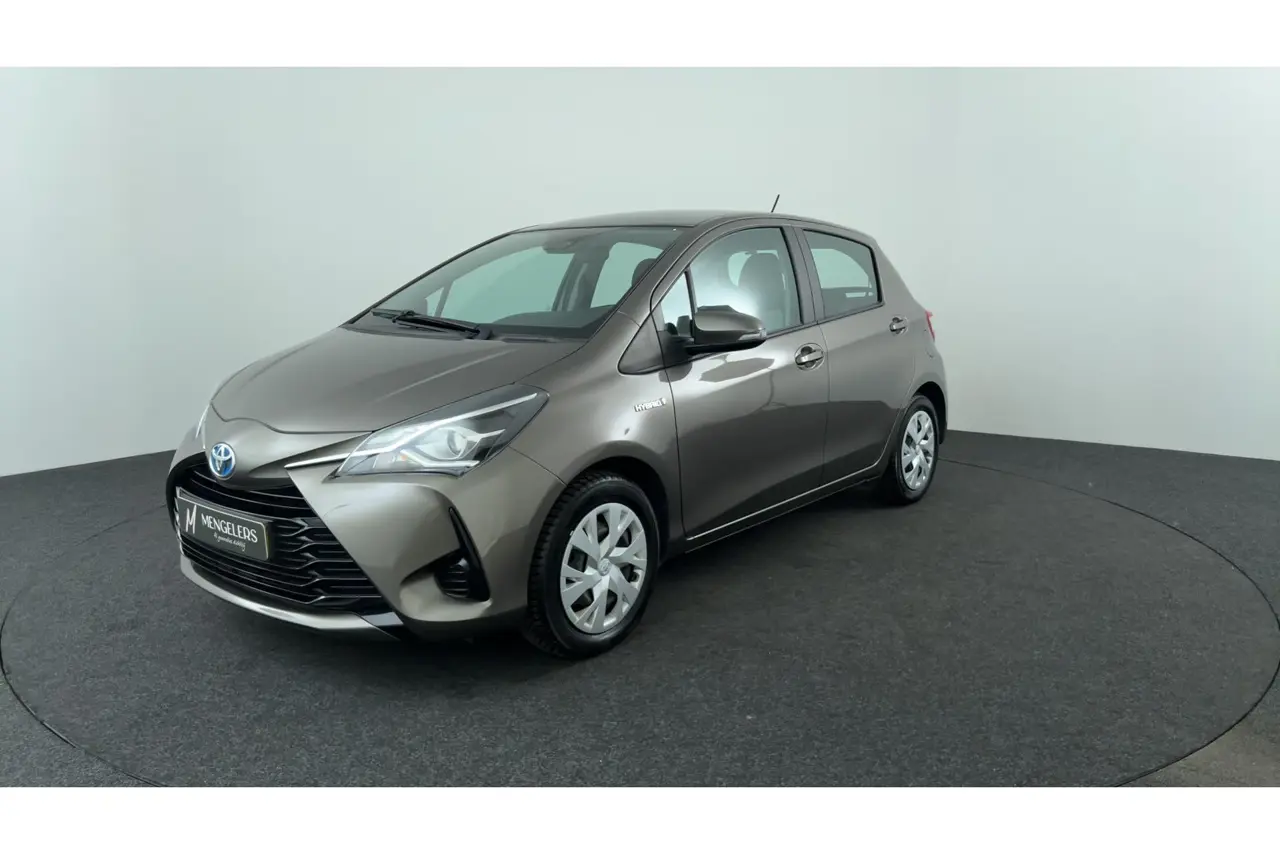 Toyota Yaris 1.5 Hybrid Aspiration 2017, foto 1