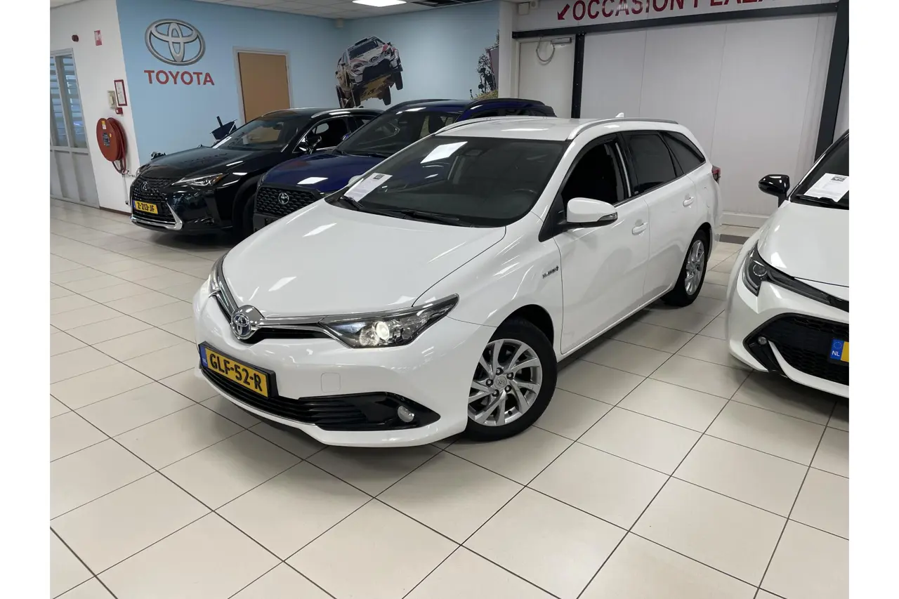 Toyota Auris Touring Sports 1.8 Hybrid Dynamic 2017, foto 1