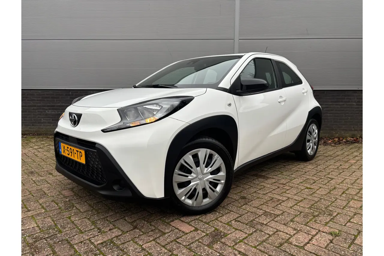 Toyota Aygo X 1.0 VVT-i Mt Play Apple Carplay 2024, foto 1