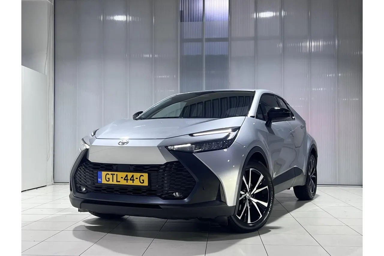 Toyota C-HR 1.8 Hybrid 140 Dynamic 2024, foto 1