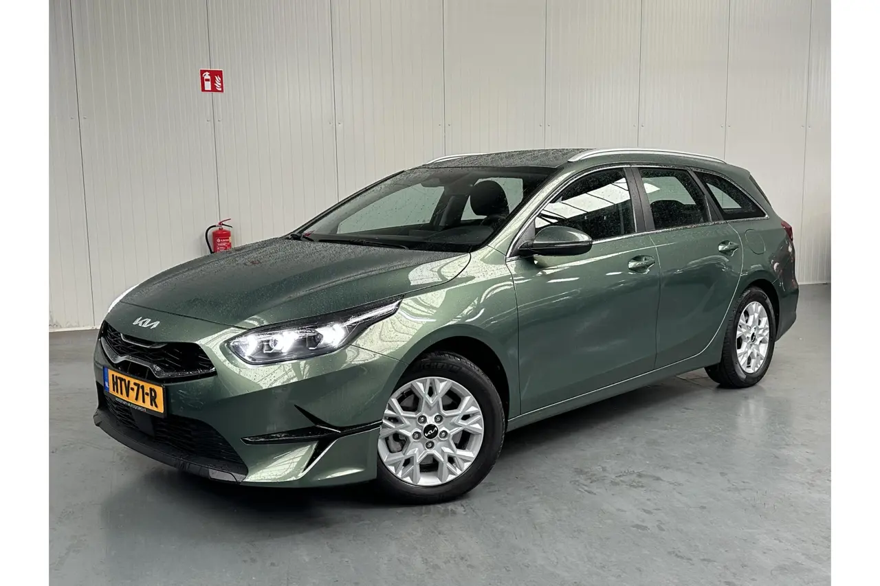 Kia Ceed Sportswagon 1.5 T-Gdi Dynamicline 2025, foto 1
