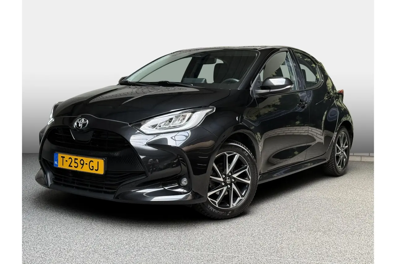 Toyota Yaris 1.5 VVT-i Dynamic 2023, foto 1
