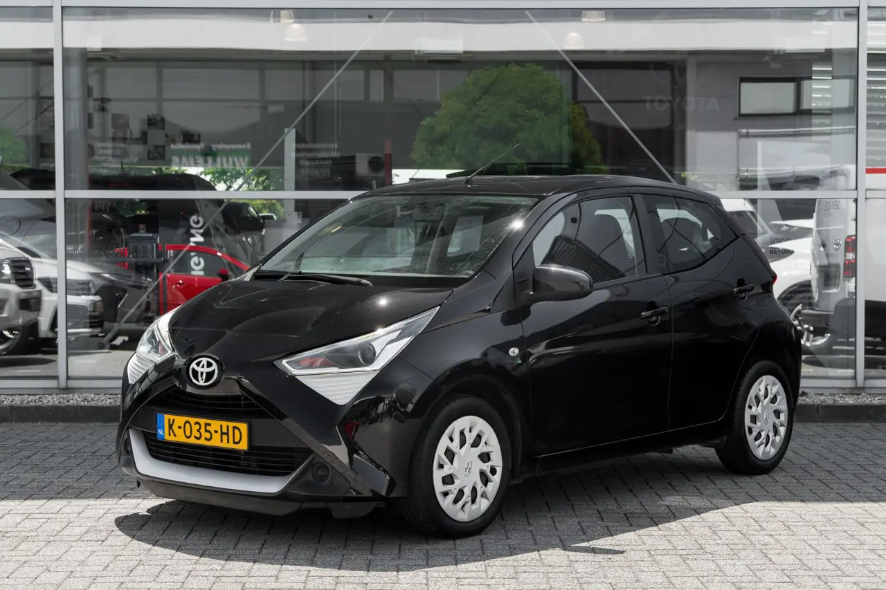 Toyota Aygo 1.0 VVT-i X-Play 2020, foto 1