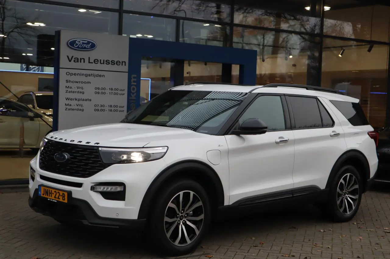 Ford Explorer 3.0 V6 PHEV 457Pk St-Line Plug-In 2024, foto 1