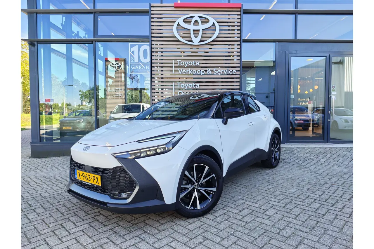 Toyota C-HR 1.8 Hybrid 140 First Edition 2024, foto 1