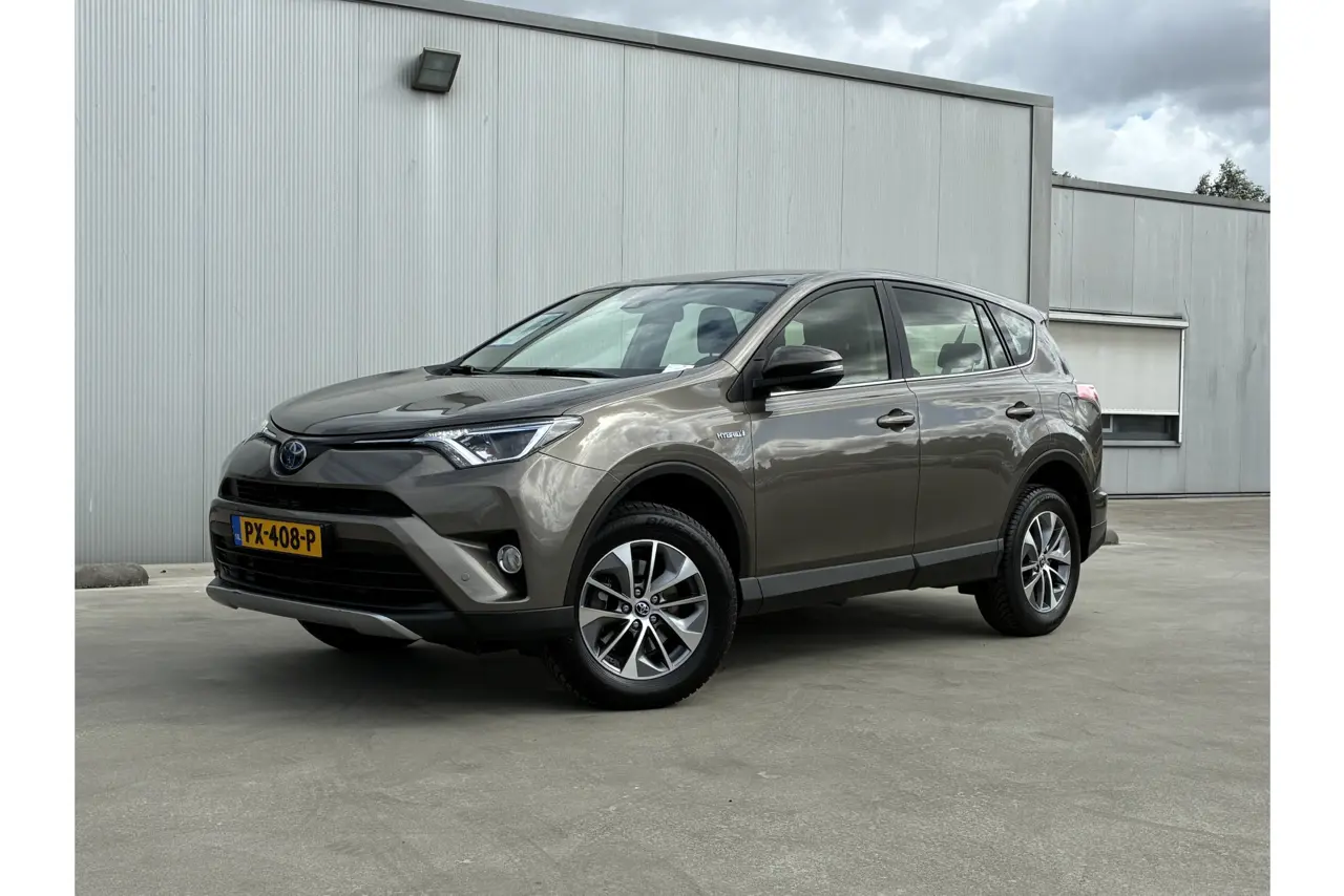 Toyota RAV4 2.5 Hybrid AWD Dynamic Automaat 2017, foto 1