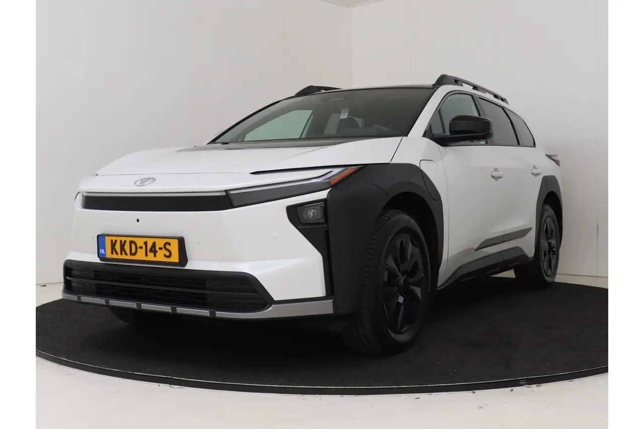 Toyota bZ4X Executive AWD 75 kWh 2026, foto 1