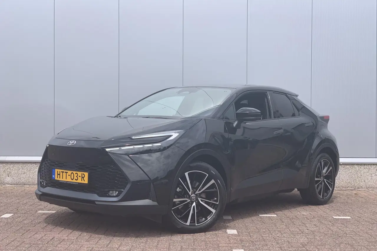 Toyota C-HR 2.0 Plug-In Hybrid 220 Executive 2025, foto 1