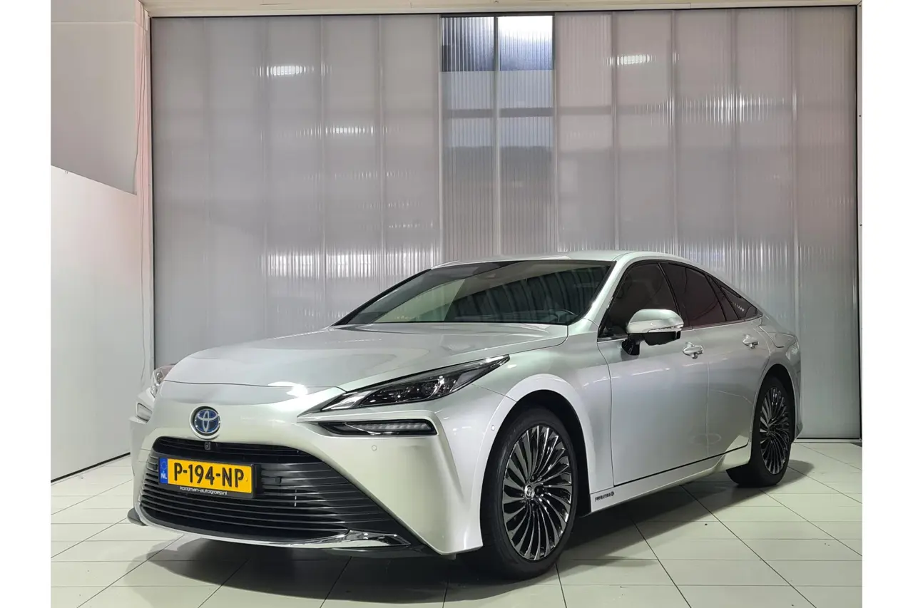 Toyota Mirai Prestige 2022, foto 1
