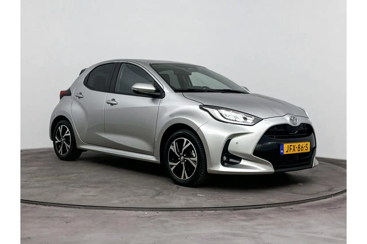 Toyota Yaris 1.5 Hybrid 115 Dynamic 2025, foto 1