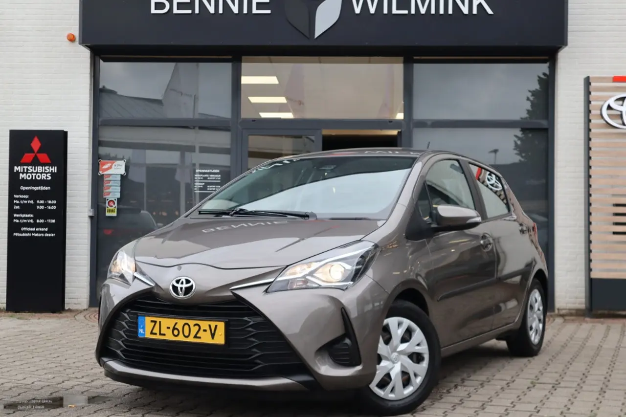 Toyota Yaris 1.0 VVT-i Active Camera 2019, foto 1