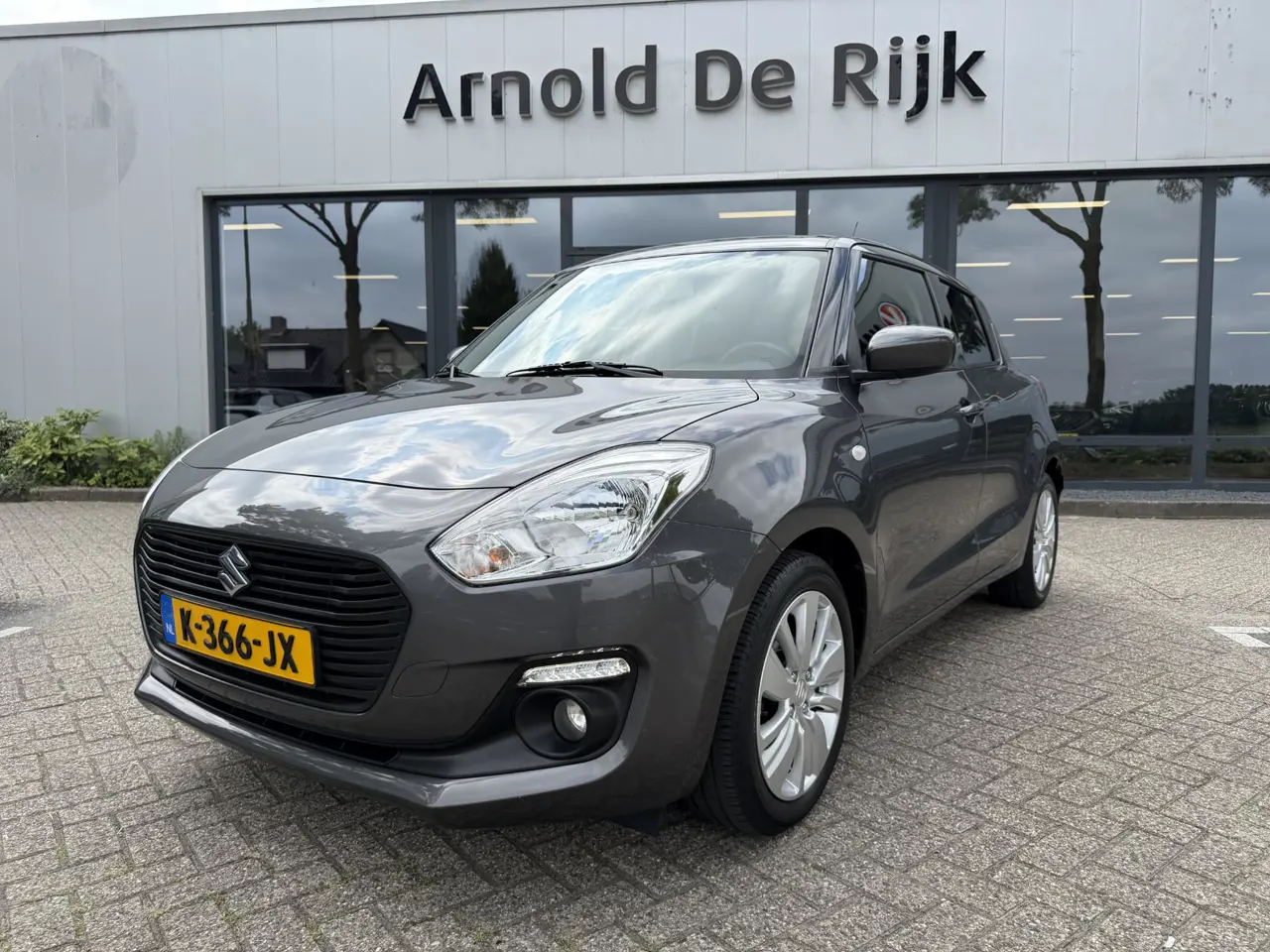 Suzuki Swift 1.2 Select Smart Hybrid 2021, foto 1