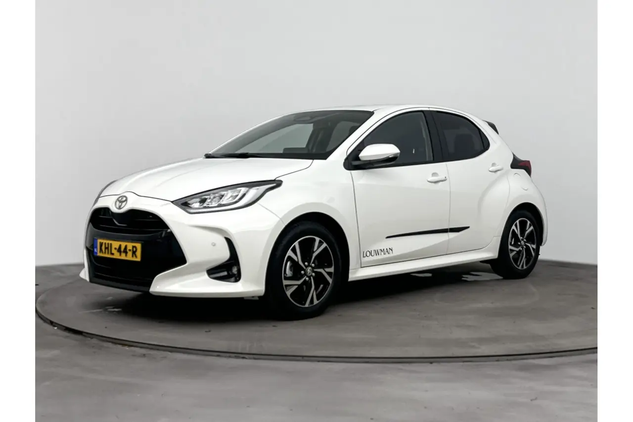 Toyota Yaris 1.5 Hybrid 115 Dynamic 2026, foto 1