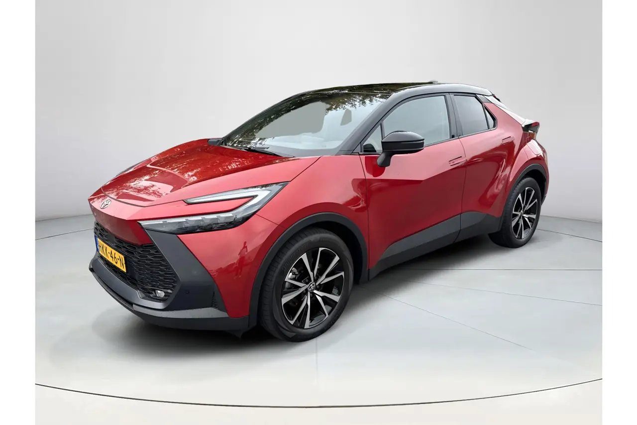 Toyota C-HR 2.0 Plug-In Hybrid 220 First Edition 2025, foto 1