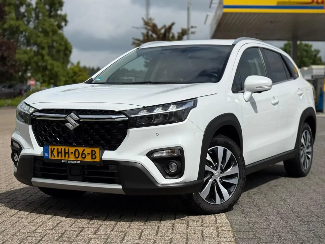 Suzuki S-Cross 1.5 Hybrid Style A 2023, foto 1