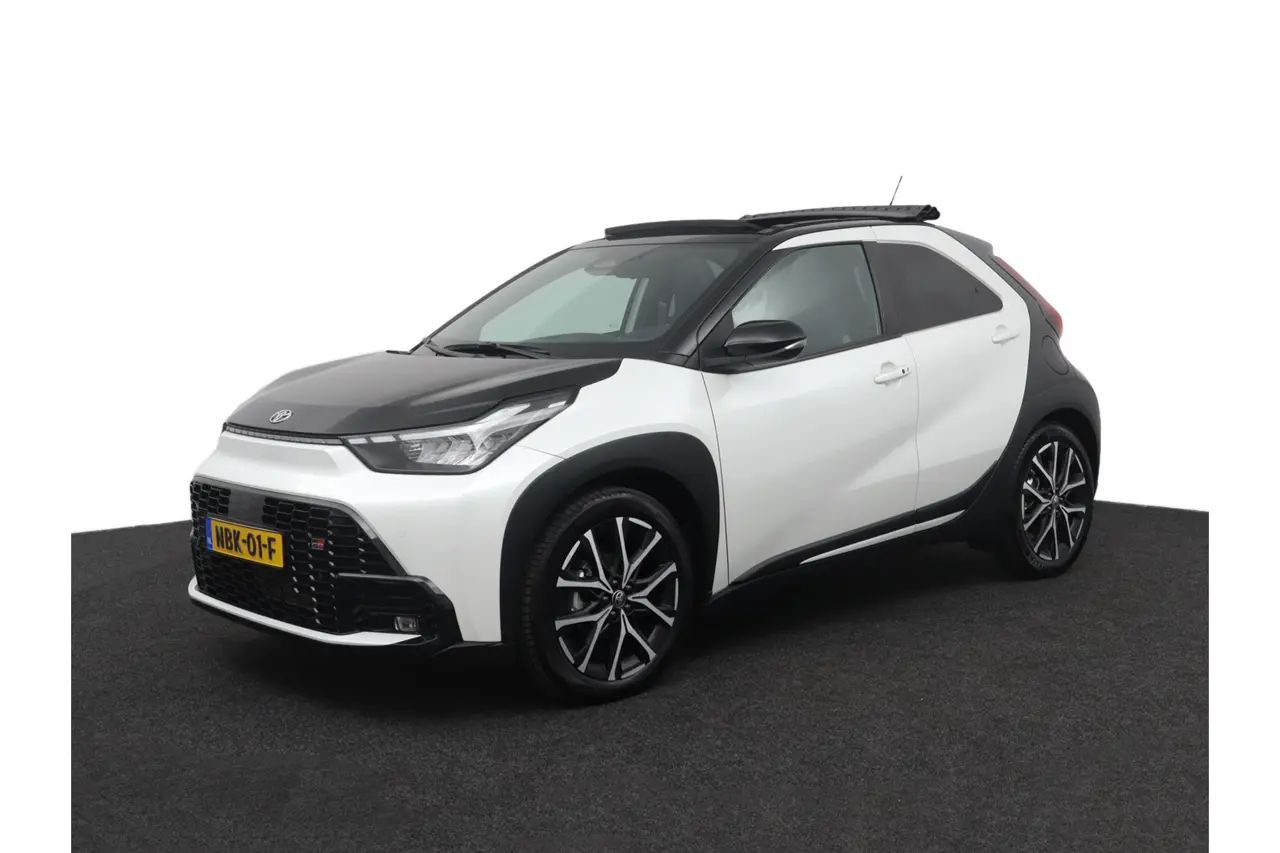 Toyota Aygo X Hybrid 115 Gr Sport 2025, foto 1