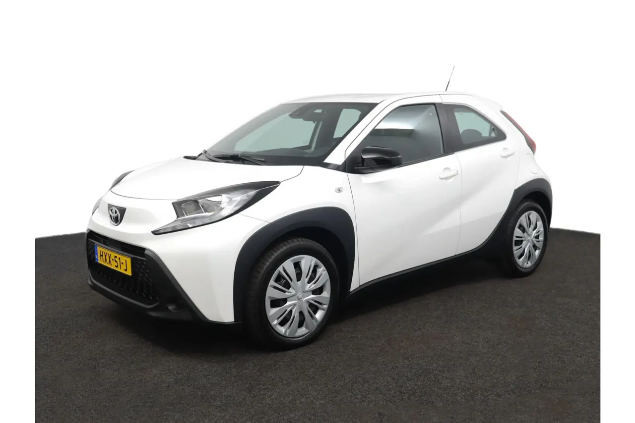 Toyota Aygo X 1.0 VVT-i Mt Play 2025, foto 1