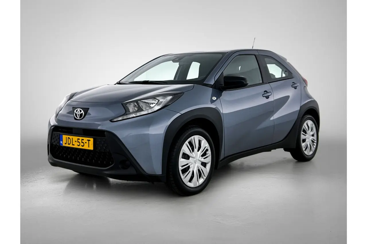 Toyota Aygo X 1.0 VVT-i Mt Play 2025, photo 1