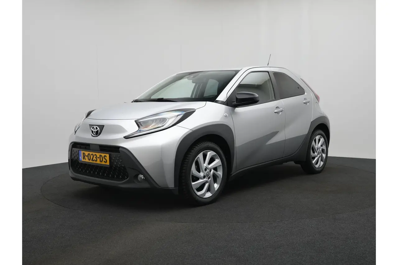 Toyota Aygo X 1.0 VVT-i Mt First 2022, foto 1
