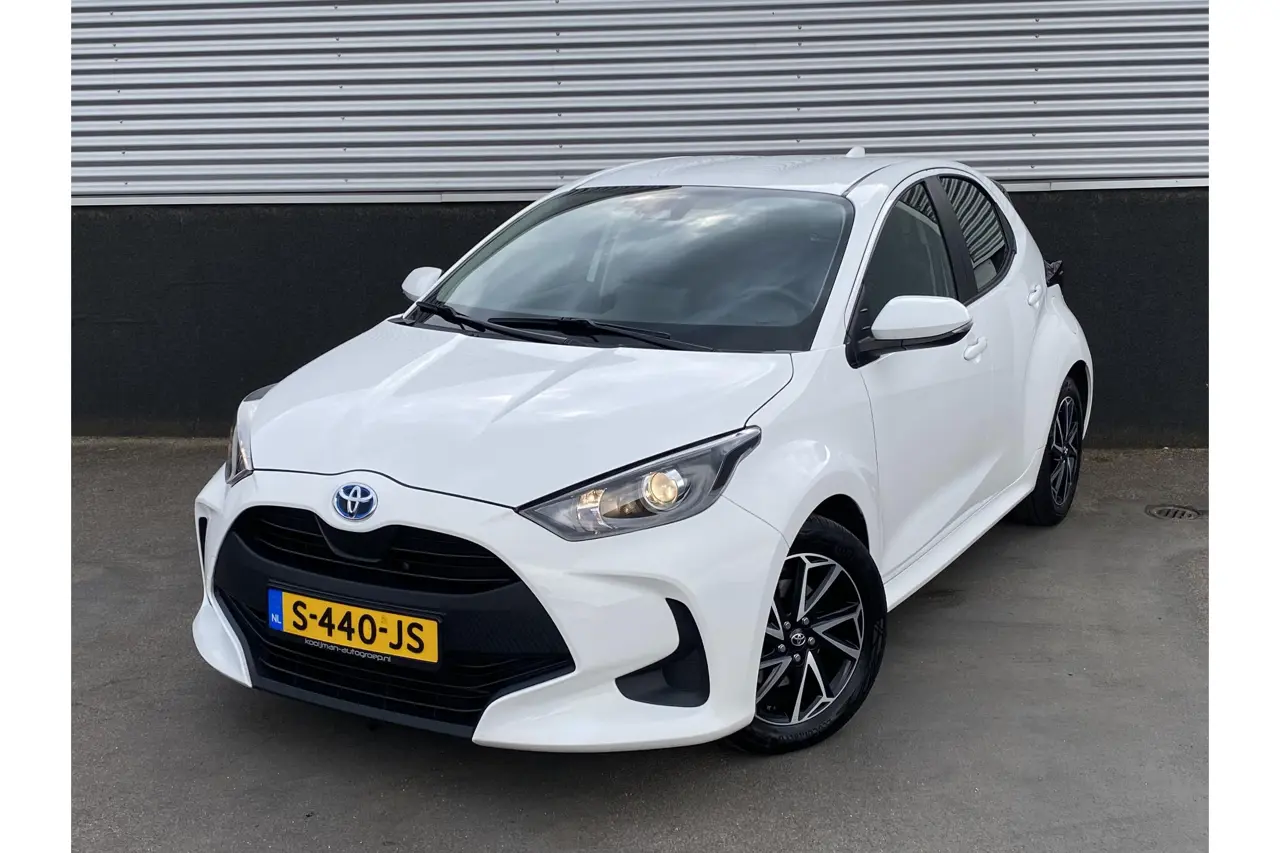 Toyota Yaris 1.5 Hybrid Active Dynamic-Special 2023, foto 1