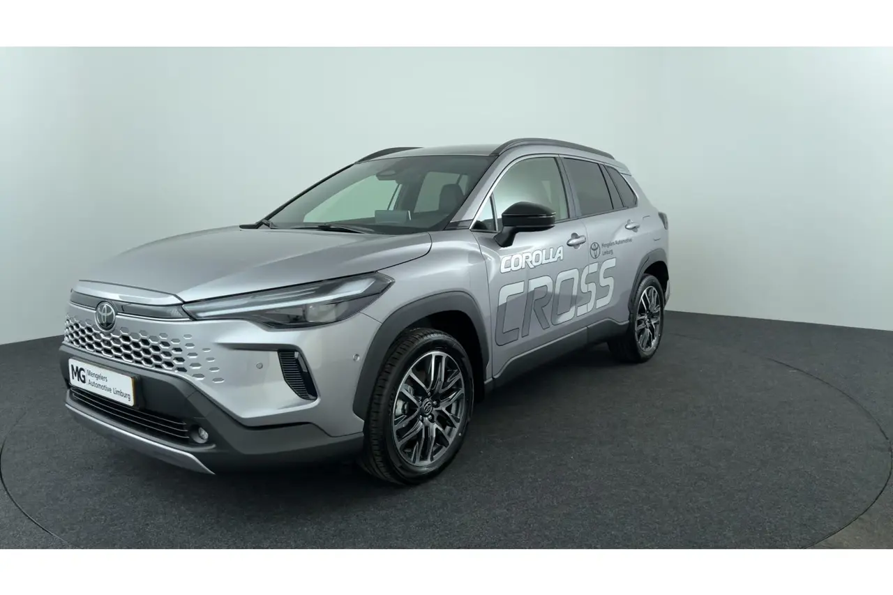 Toyota Corolla Cross Hybrid 180 Executive 2025, foto 1
