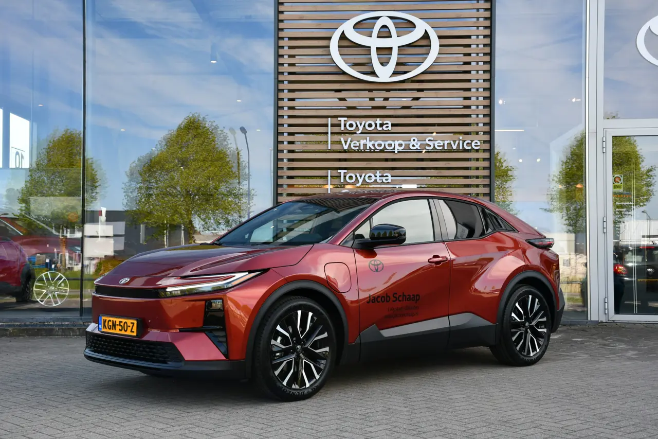 Toyota C-HR First Edition 77 kWh Automaat 224Pk 2026, foto 1