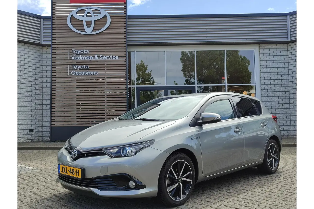 Toyota Auris 1.8 Hybrid Dynamic Ultimate 2019, foto 1