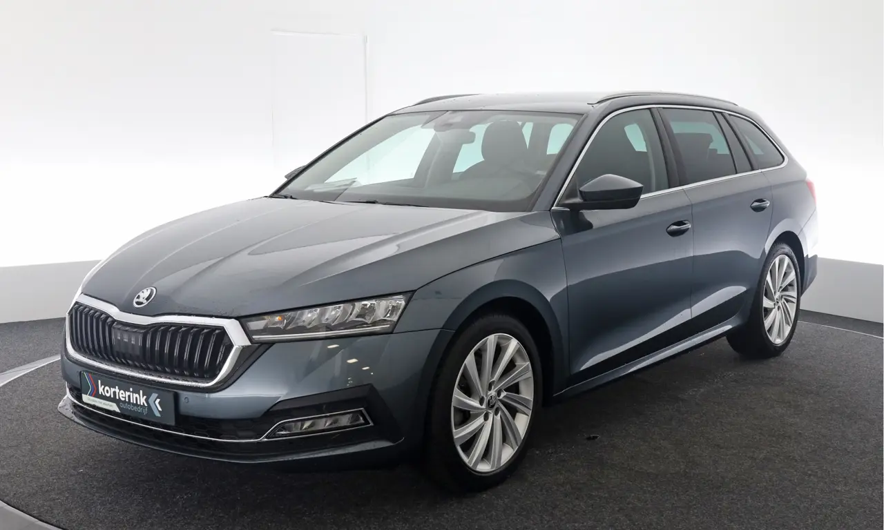 Škoda Octavia Combi 1.0 TSI Business Edition 2021, foto 1