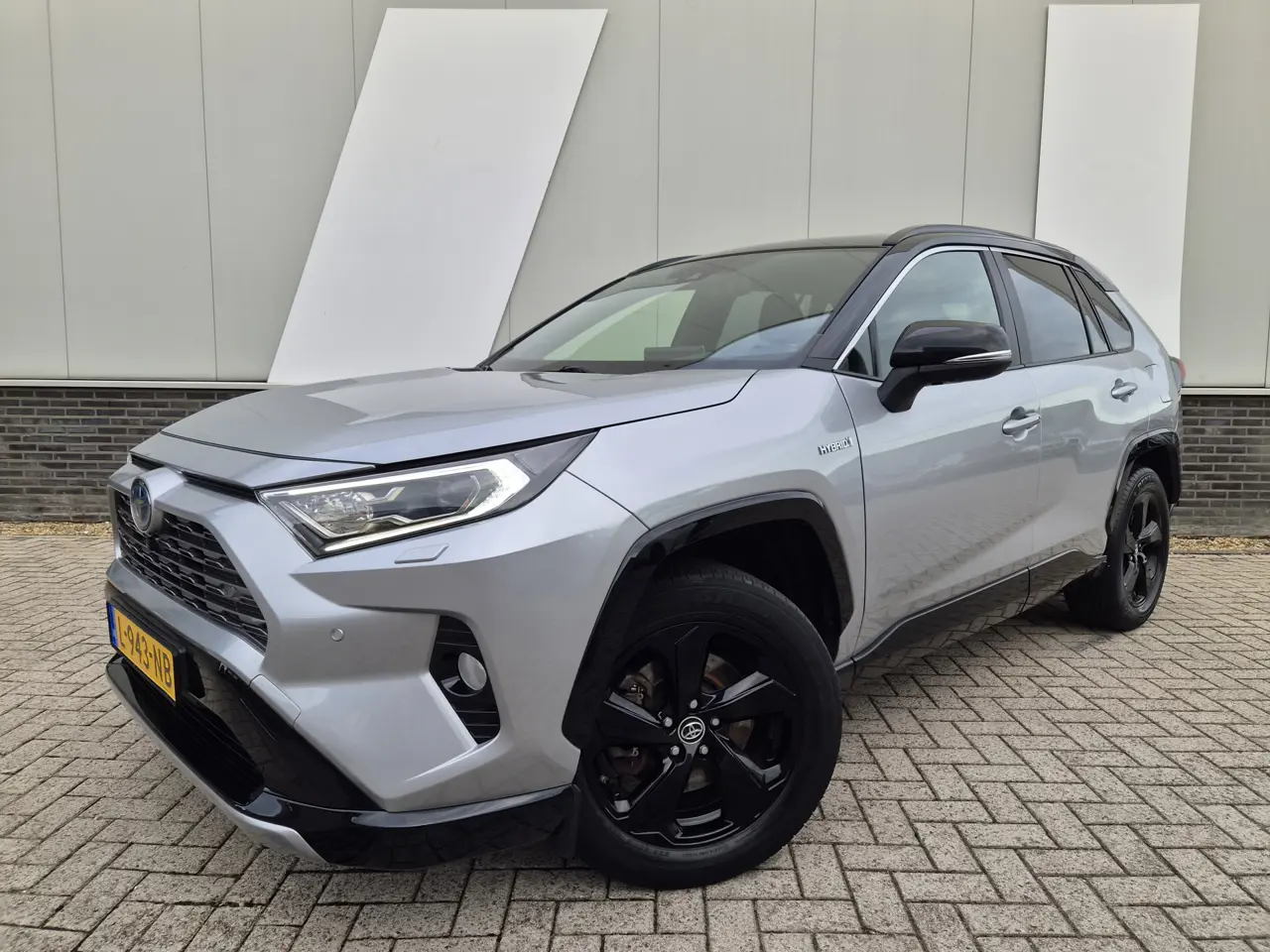 Toyota RAV4 2.5 Hybrid Bi-Tone Automaat Navi Leder Jblspeaker Autom Achterklep Pdc V+A Trekhaak 2019, photo 1