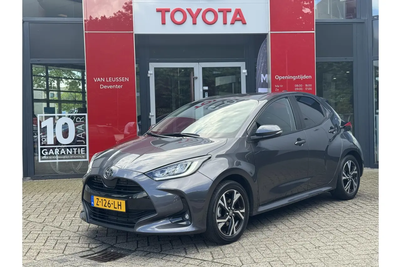 Toyota Yaris 1.5 Hybrid 115 First Edition 2024, foto 1