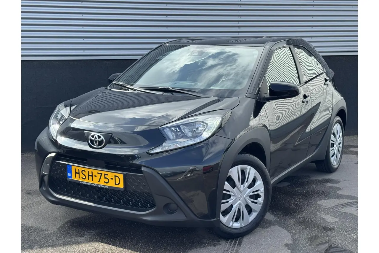 Toyota Aygo X 1.0 VVT-i Mt Play 2025, foto 1