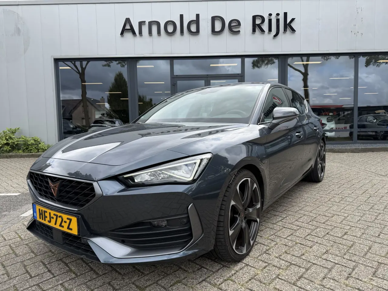 CUPRA Leon 1.4 E-Hybrid Vz Adrenaline 2022, foto 1