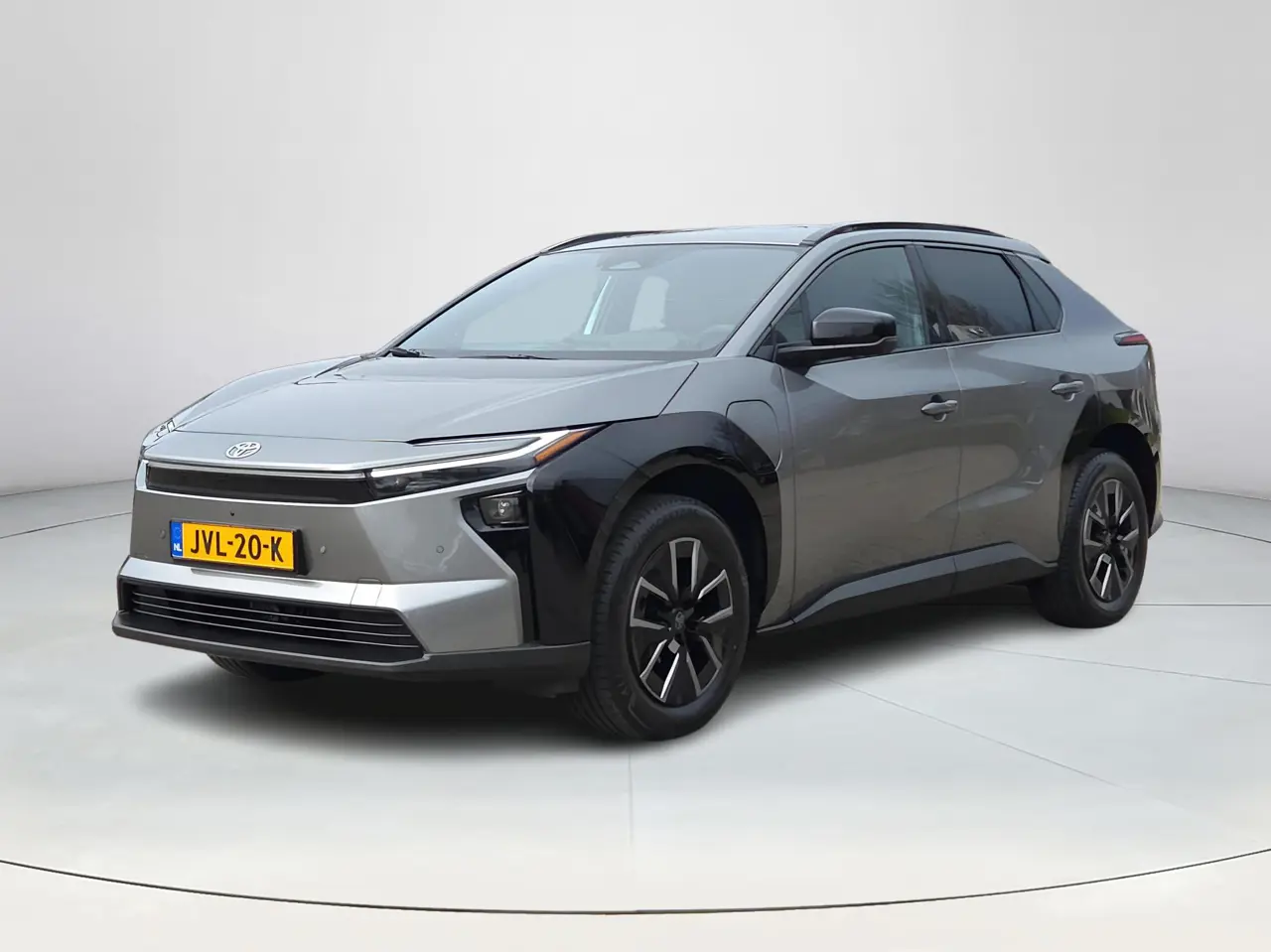Toyota bZ4X Dynamic 73 kWh 2026, foto 1
