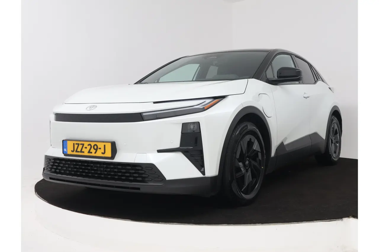 Toyota C-HR First Edition 77 kWh 2026, foto 1