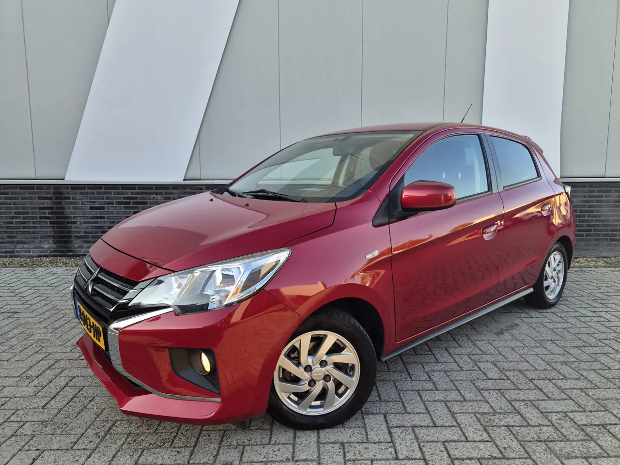 Mitsubishi Space Star 1.2 Entry Apple 2022, foto 1
